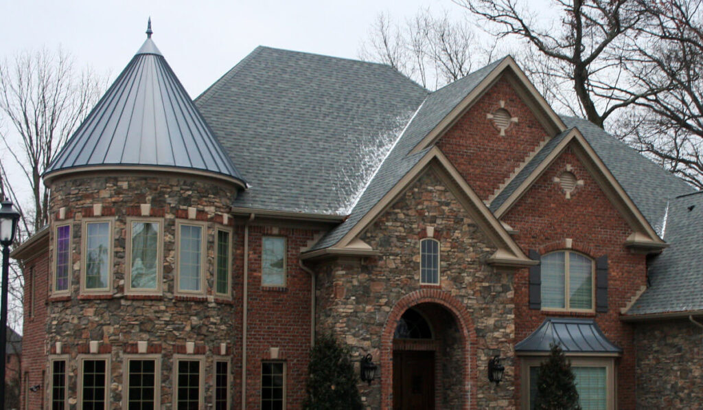 Tapered Panels Metal Roof-Hollywood Metal Roof Installation & Repair Contractors